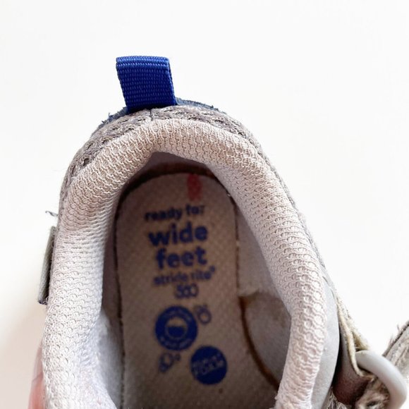 Stride Rite Marcel Light Up Sneakers | Toddler Size 5 - Picture 6 of 7